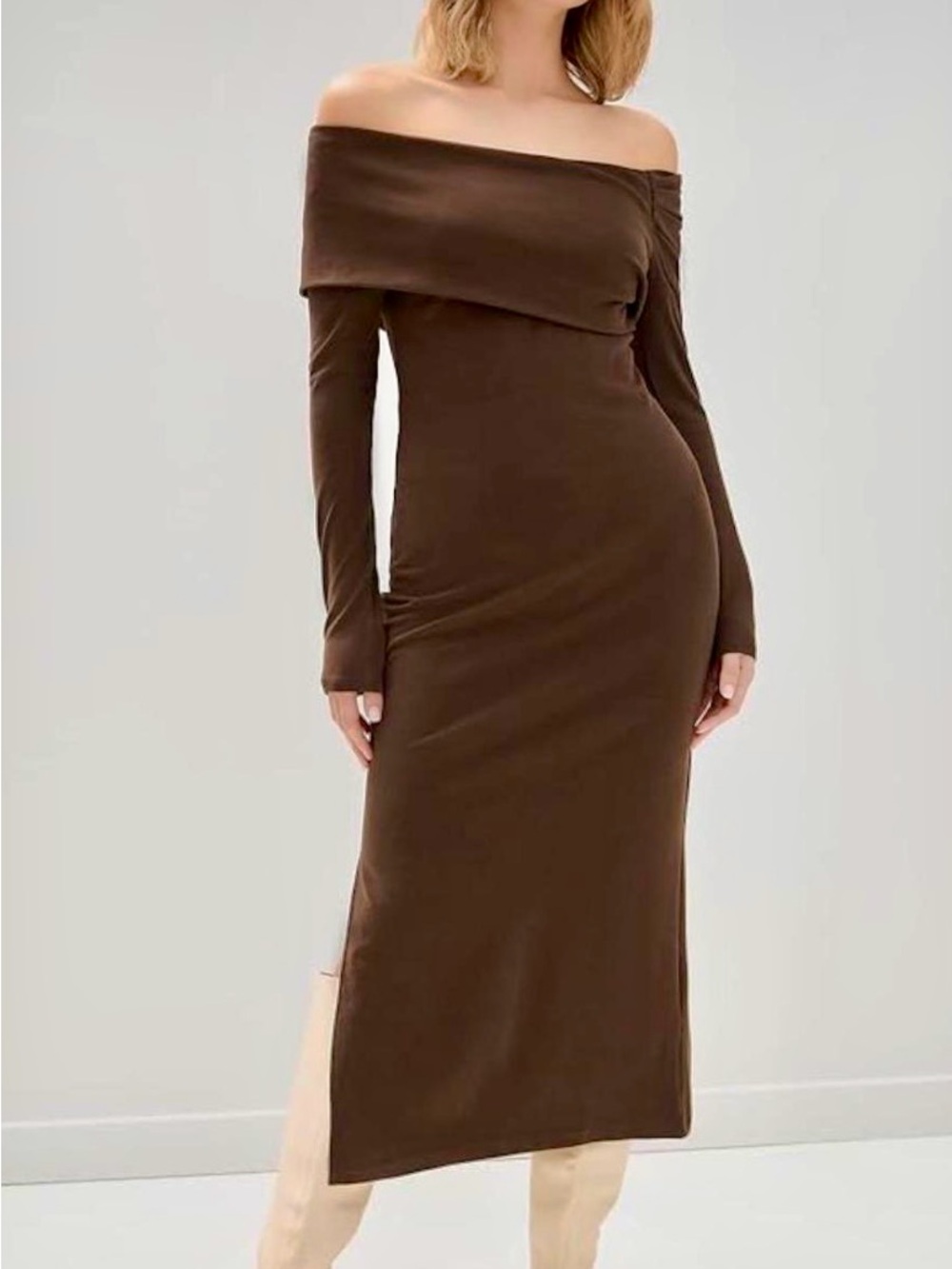 ASTR The Label Jada Brown Off Shoulder Midi Dress Long Sleeve Side Slit Size M
